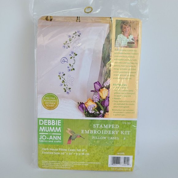 Debbie Mumm Stamped Embroidery Herb - Picture 1 of 3
